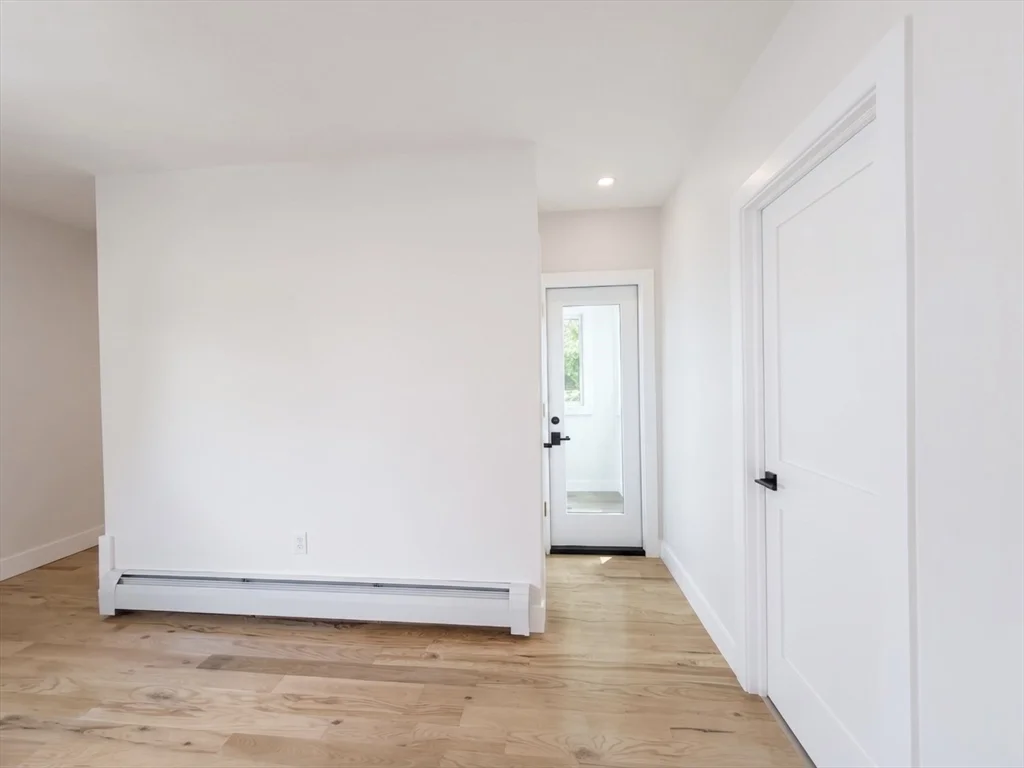 10 Pearl, West Everett
