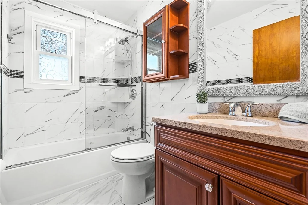 35 Fells Avenue Ter, North Medford