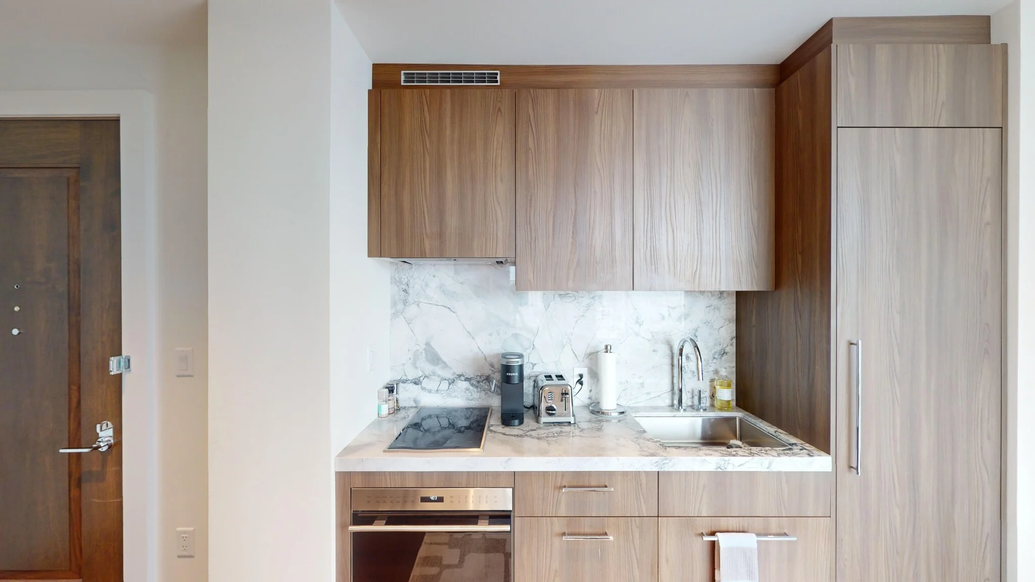 430 Stuart St, Back Bay