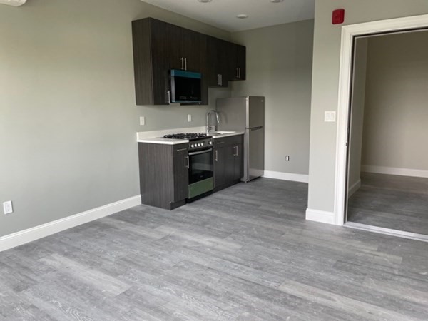 100 Shirley Ave, Revere