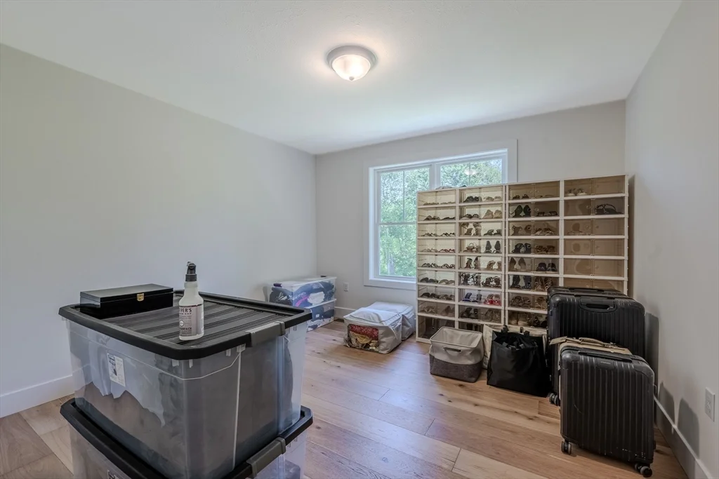 112 Genest St, Dracut