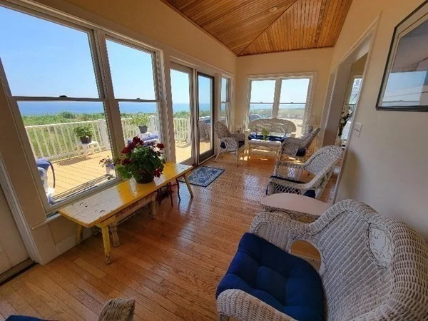 15 49th St, Plum Island