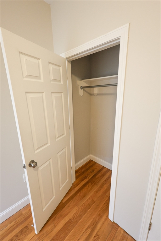 36 Winthrop St, Everett