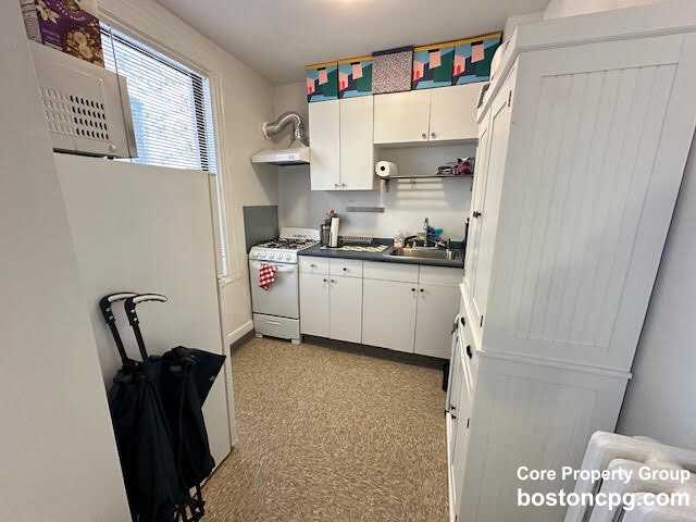 100 Myrtle St, Beacon Hill