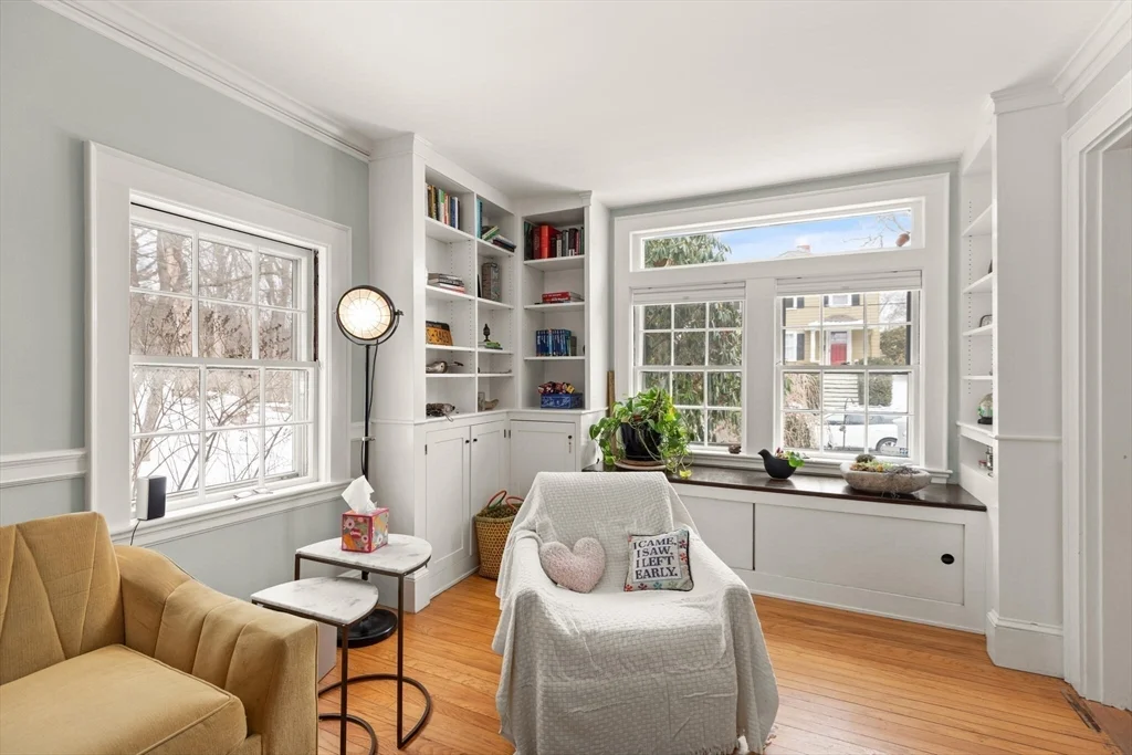 36 Joyce Rd, Medford