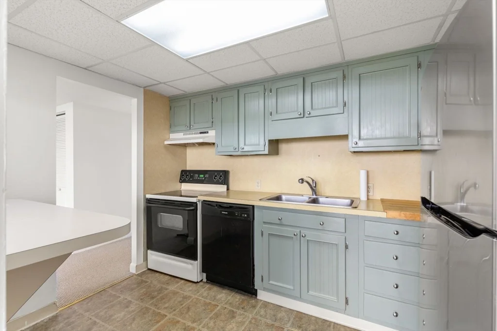 73 Broad Reach, Weymouth