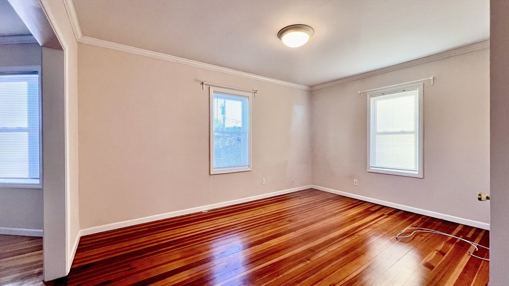 16 Miller Stile Rd, Quincy Center