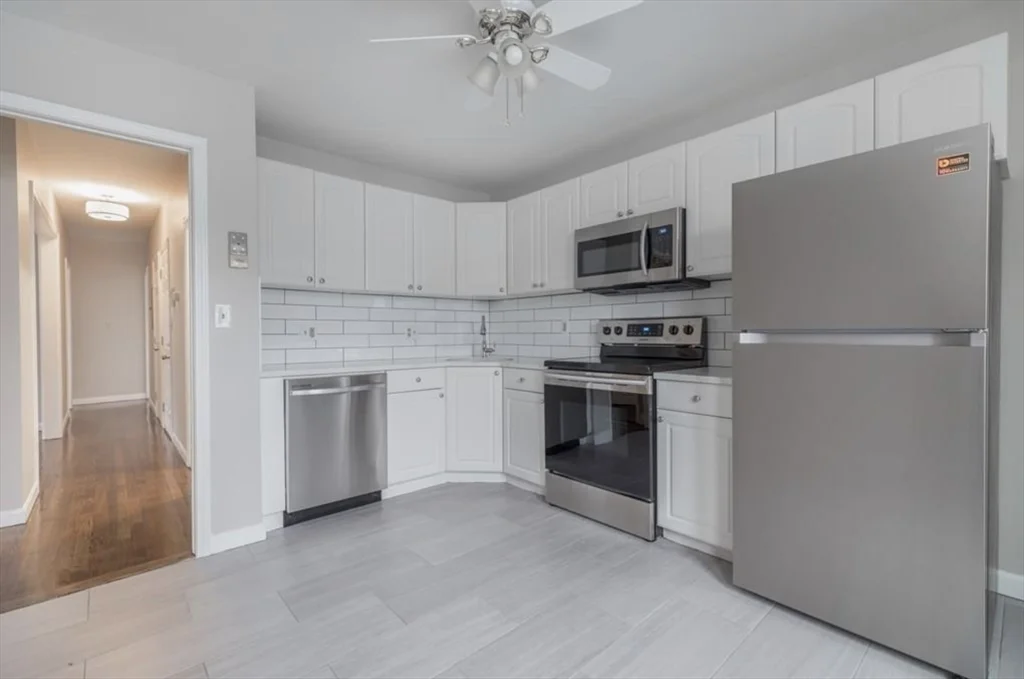 15 Aspinwall Ave, Coolidge Corner
