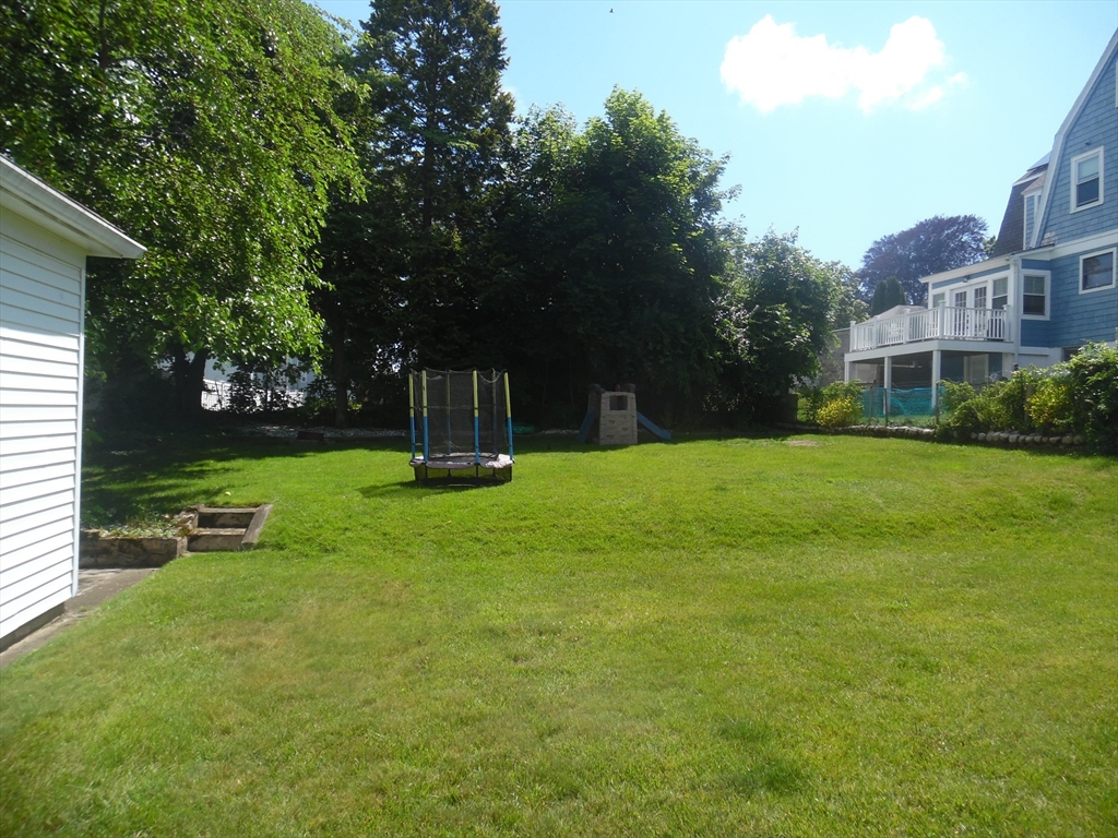 109 Warren St, Somerset