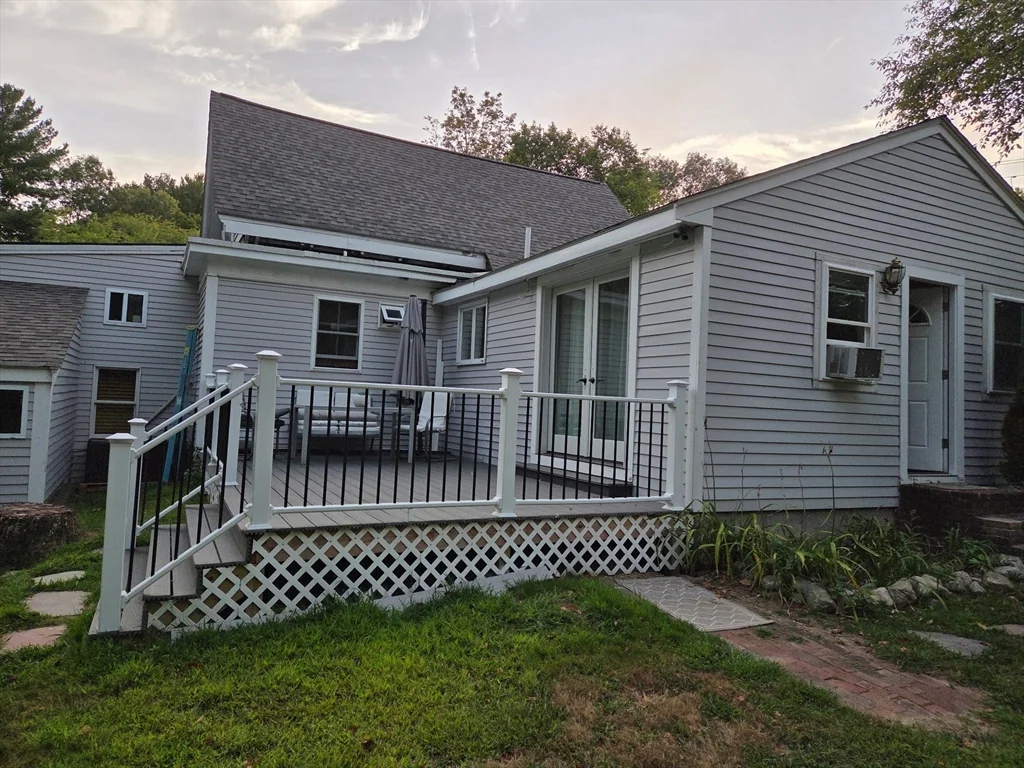 114 Old Oaken Bucket Rd, Norwell