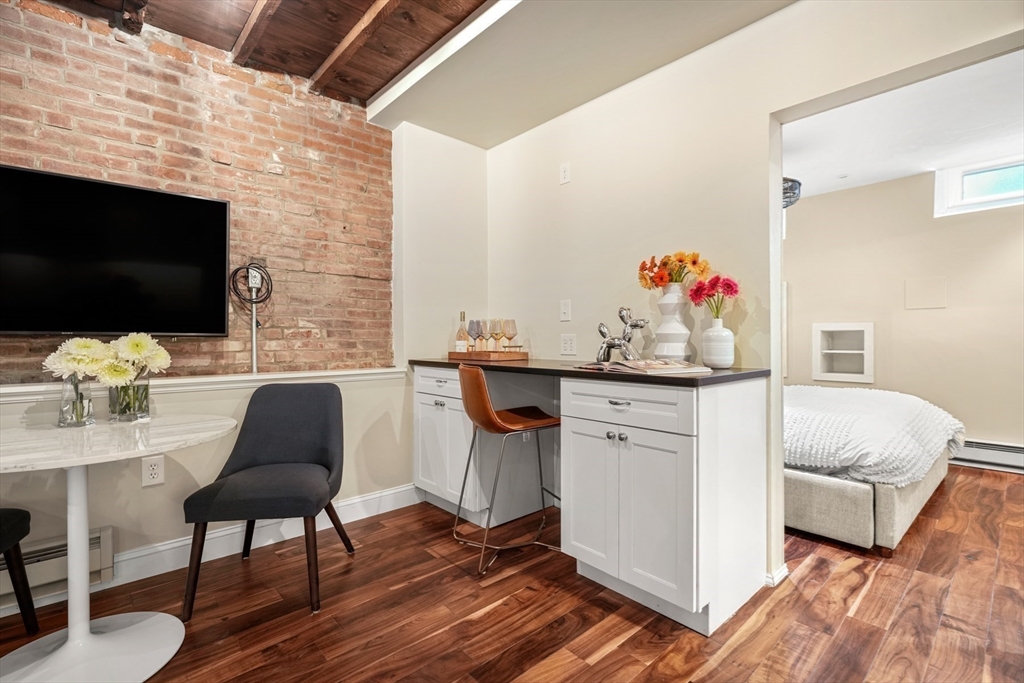 50 Lawrence St, South End