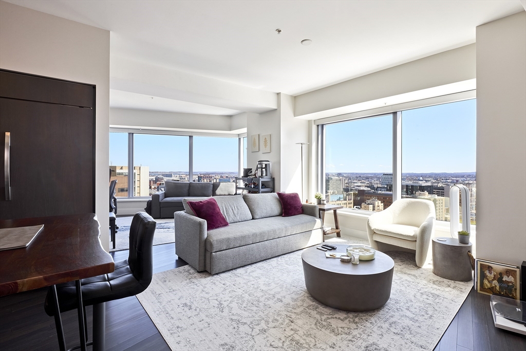 110 Stuart St, Back Bay