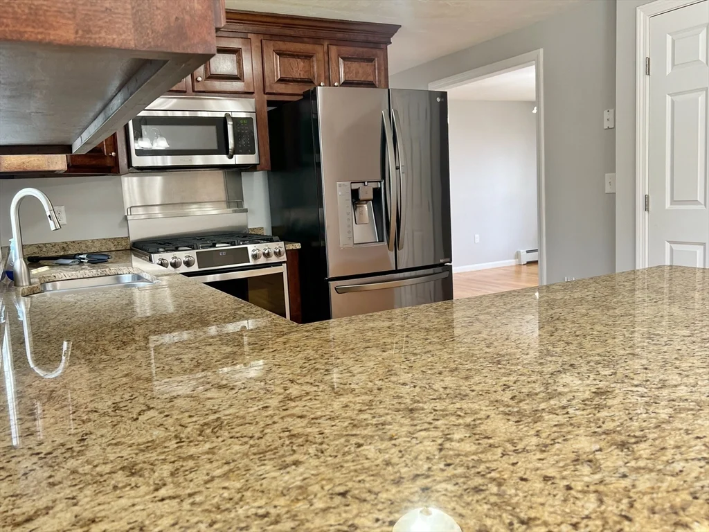 78 Bayberry Rd, Townsend