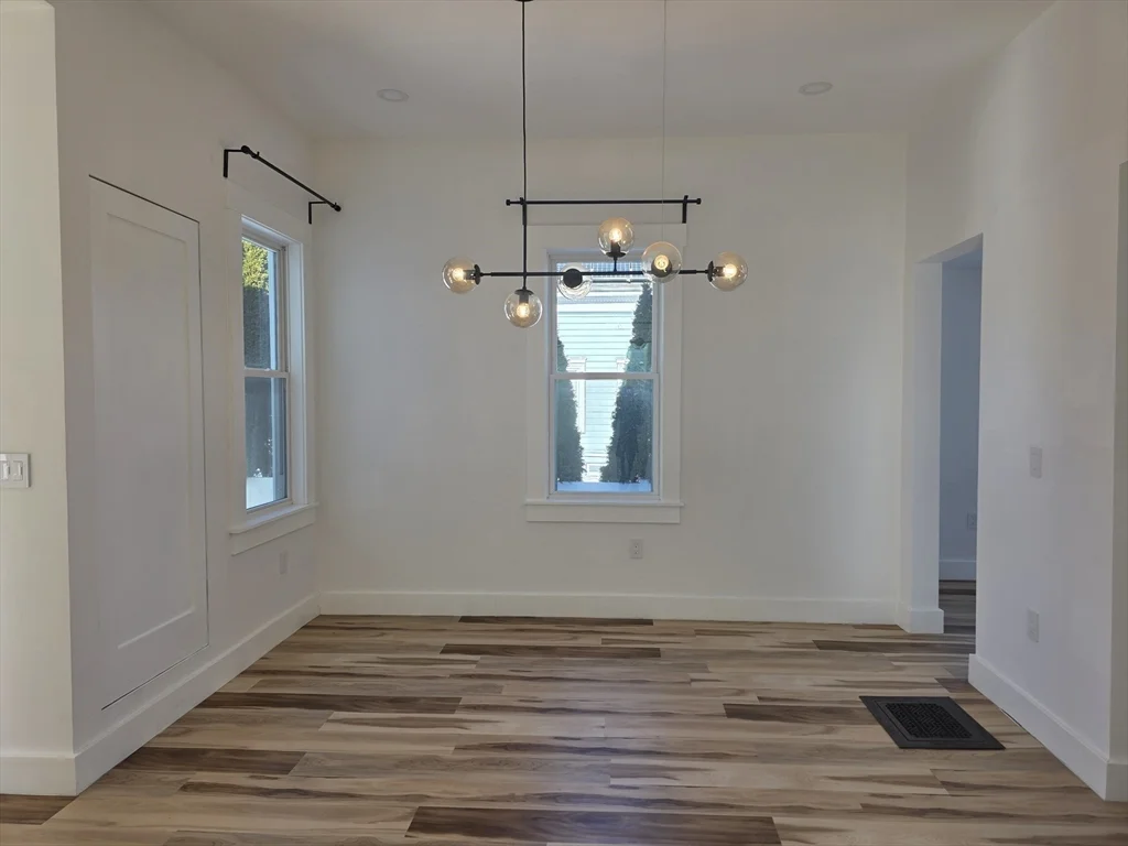 84 Dudley St, Medford