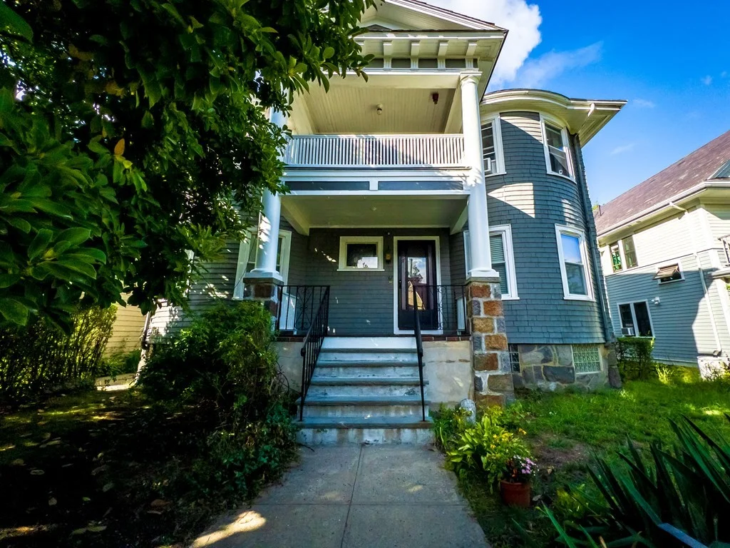 67 Hampstead Rd, Jamaica Plain