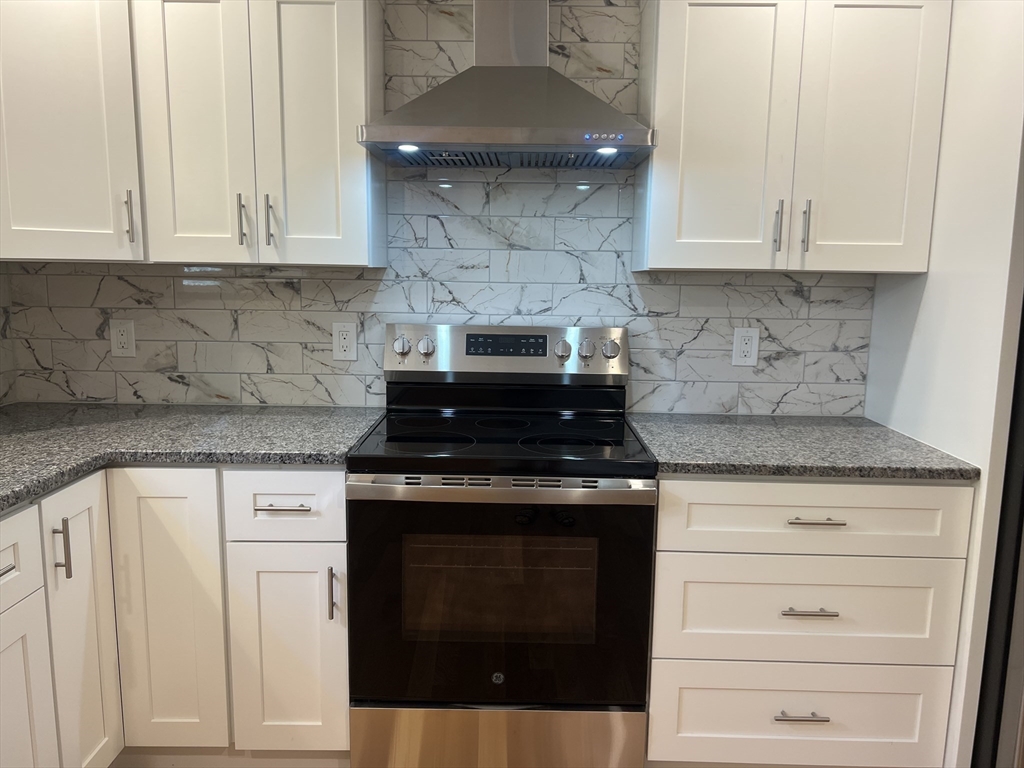 79 Walnut St, Belmont