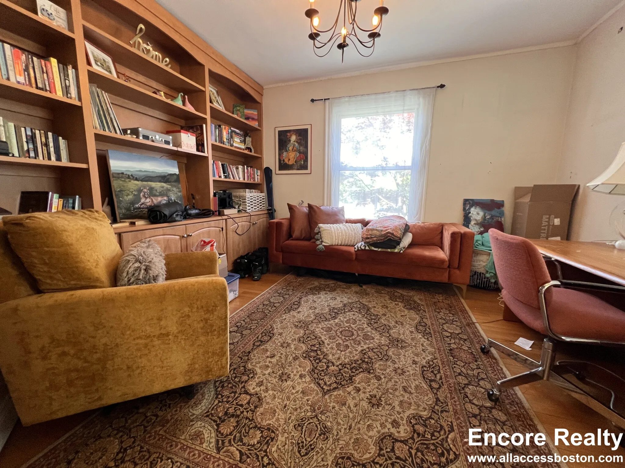 9 Kenwood St, North Brookline