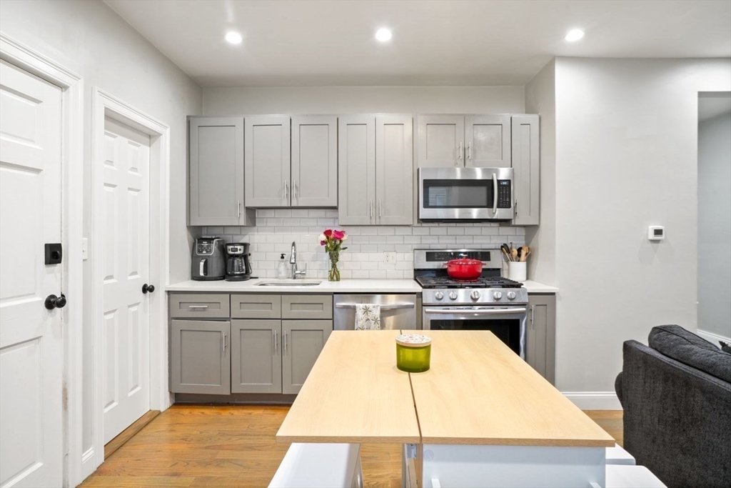 17 Howes St, Dorchester