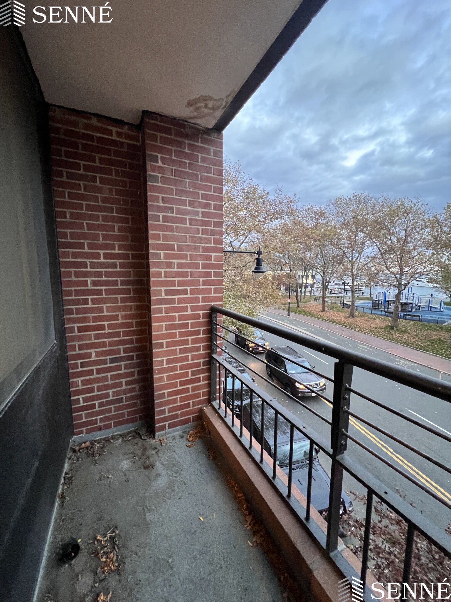 145 Commercial St, North End