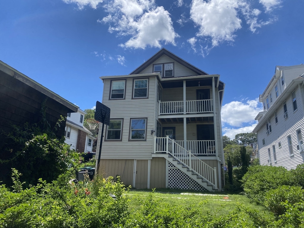 519 Belmont St, Belmont