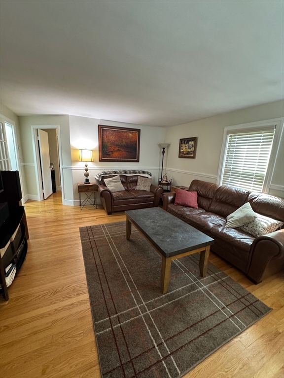 350 Jefferson Ave, Salem