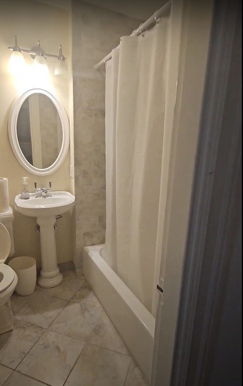 686 Washington St, Brookline