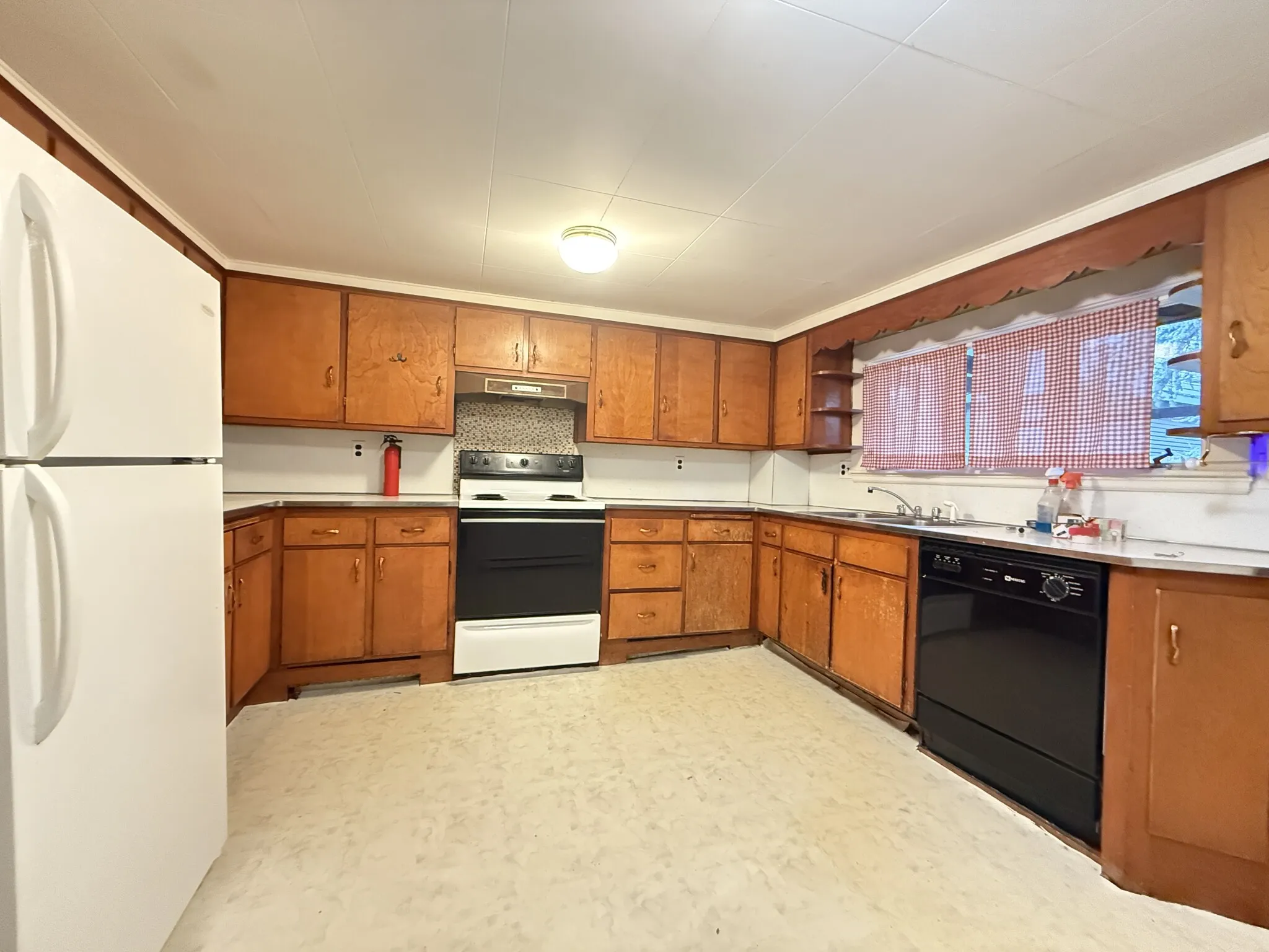 195 Mount Auburn St, West Cambridge