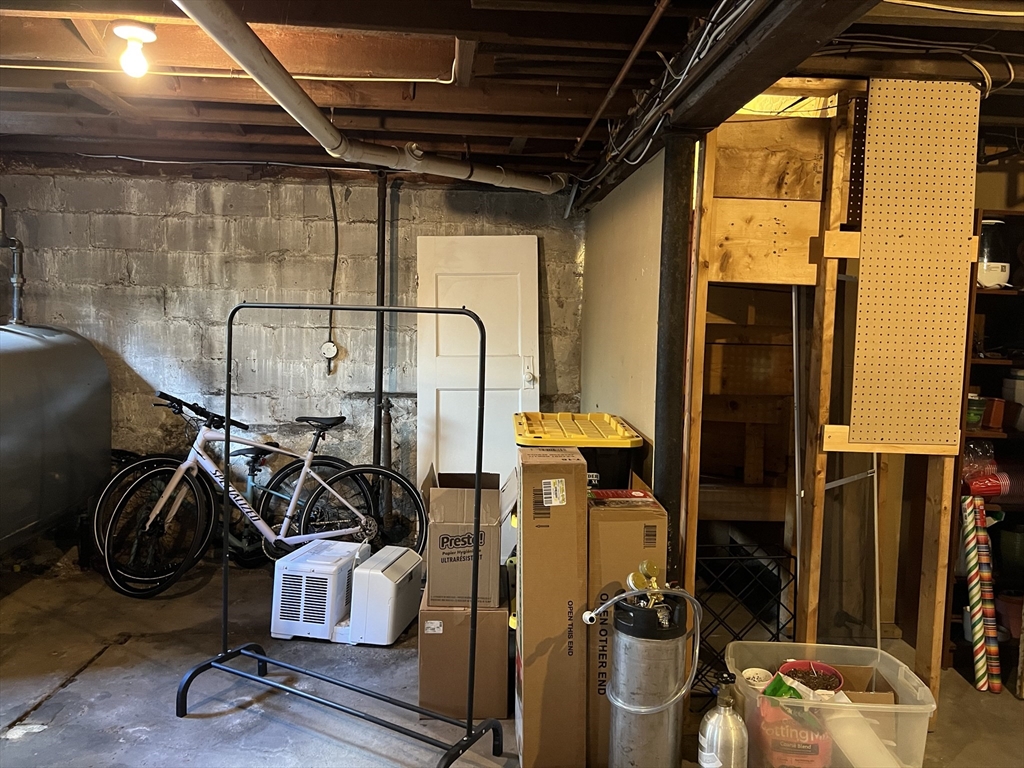 52 Mount Vernon St, Arlington Heights