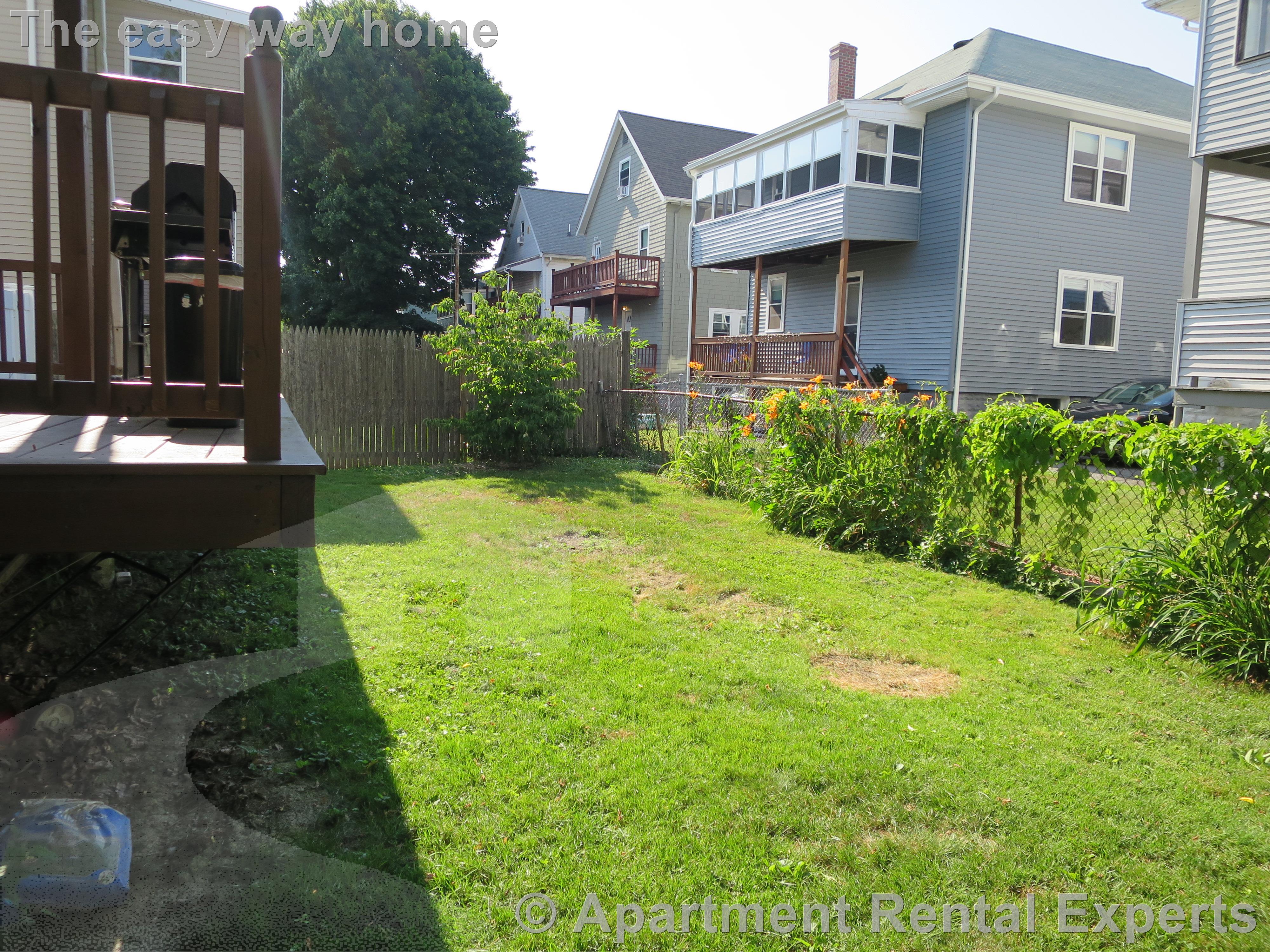 59 Windsor Rd, Tufts