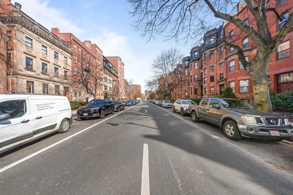 295 Beacon, Back Bay