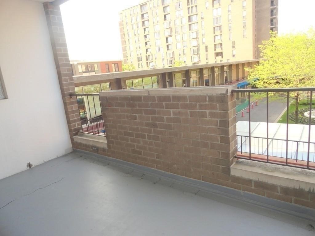 77 Pond Ave, Brookline Village