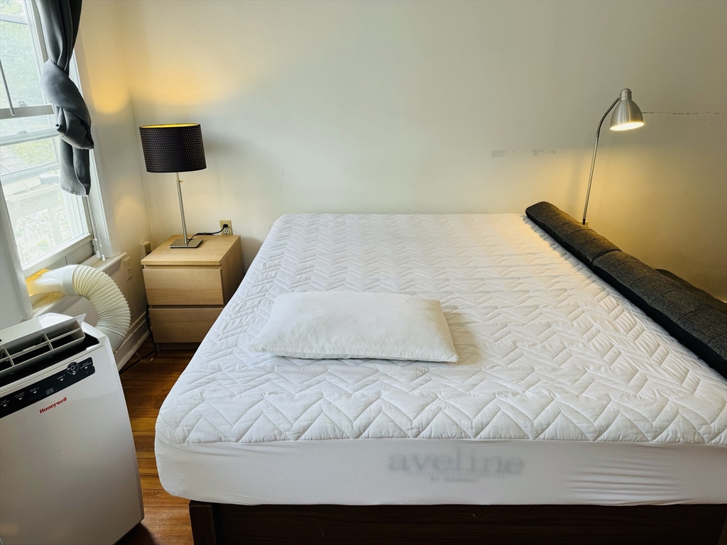 5 Lexington Ave, Powder House Square