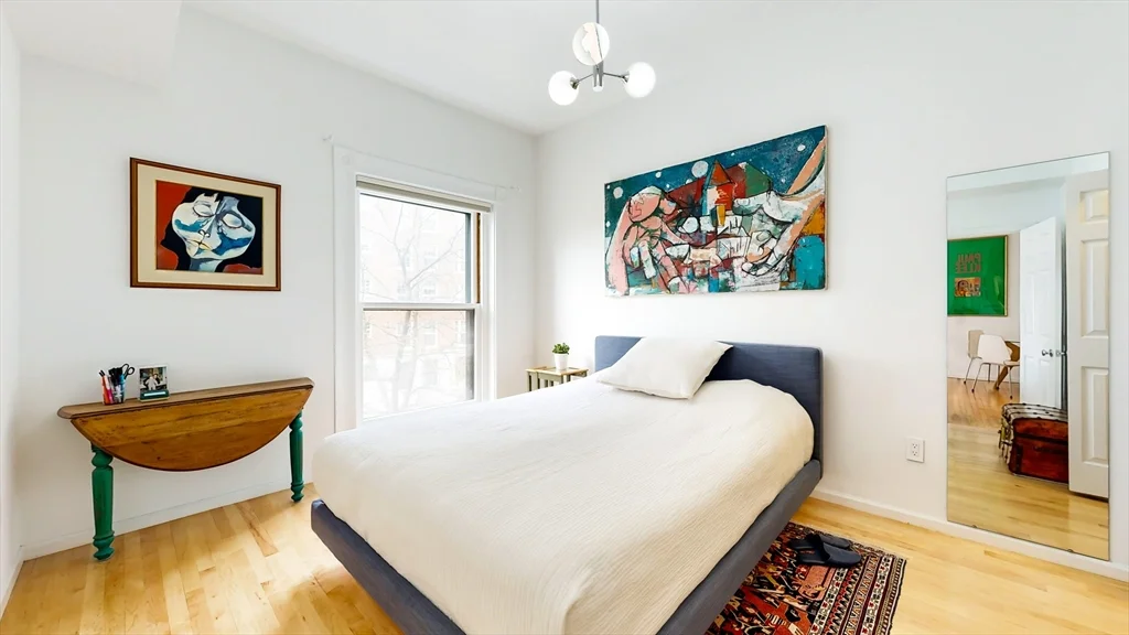 23 Bay State Rd, Back Bay