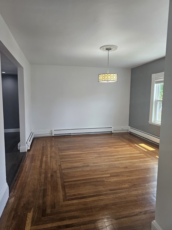 304 Wood Ave, Hyde Park