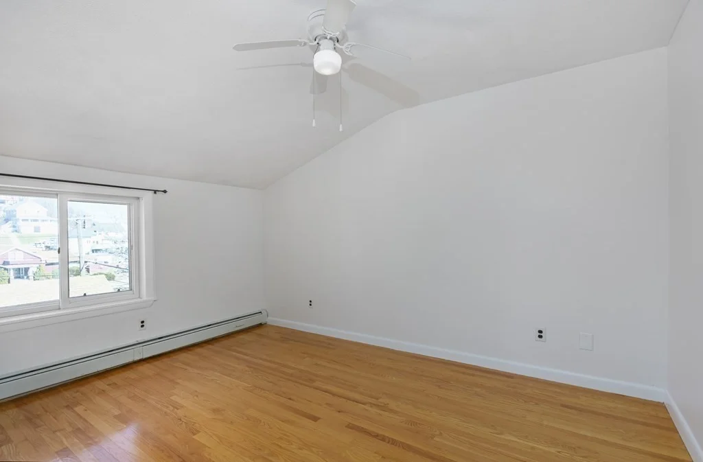 789 Shirley St, Winthrop