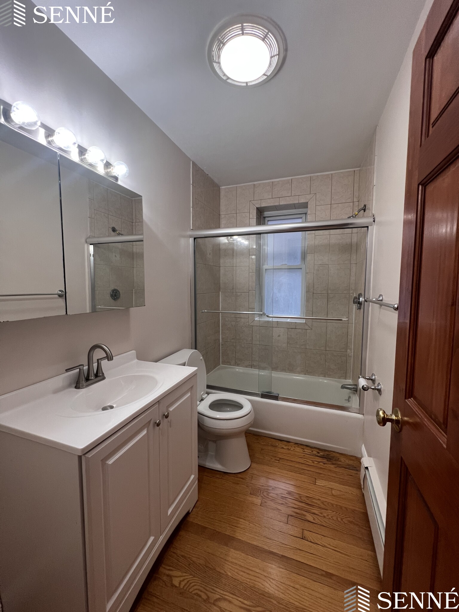 275 Putnam Ave, Riverside