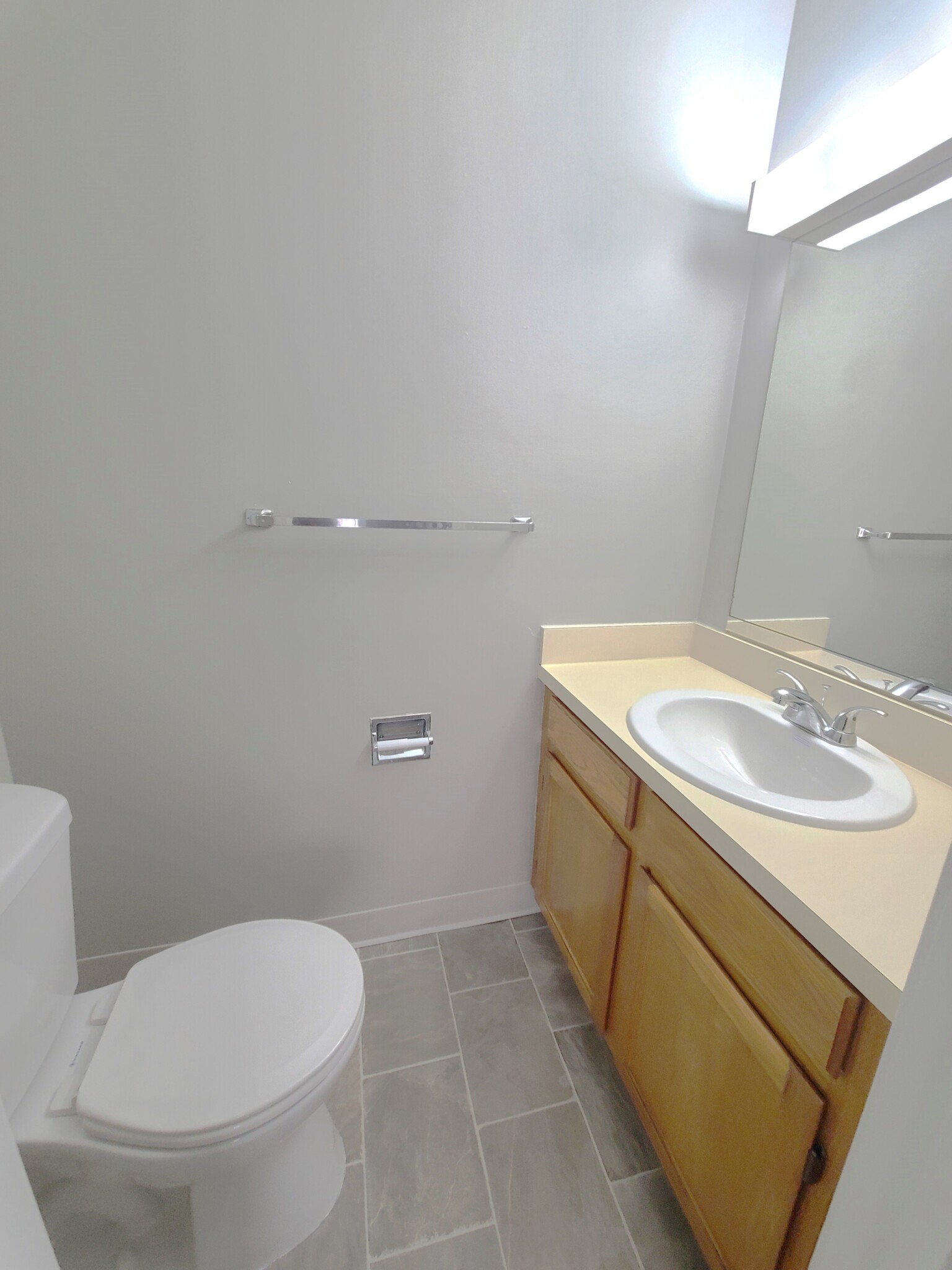 32 South Point Dr, Dorchester