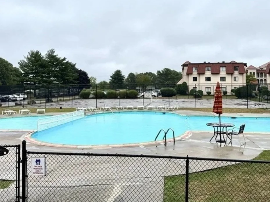 685 Oak St, Brockton