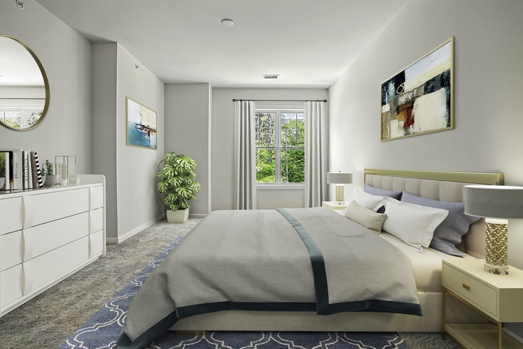 4 Winslow Ln, Grafton