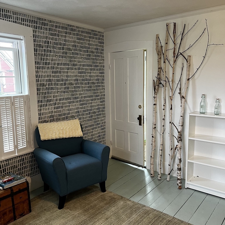 74 Mt Pleasant Av, Gloucester