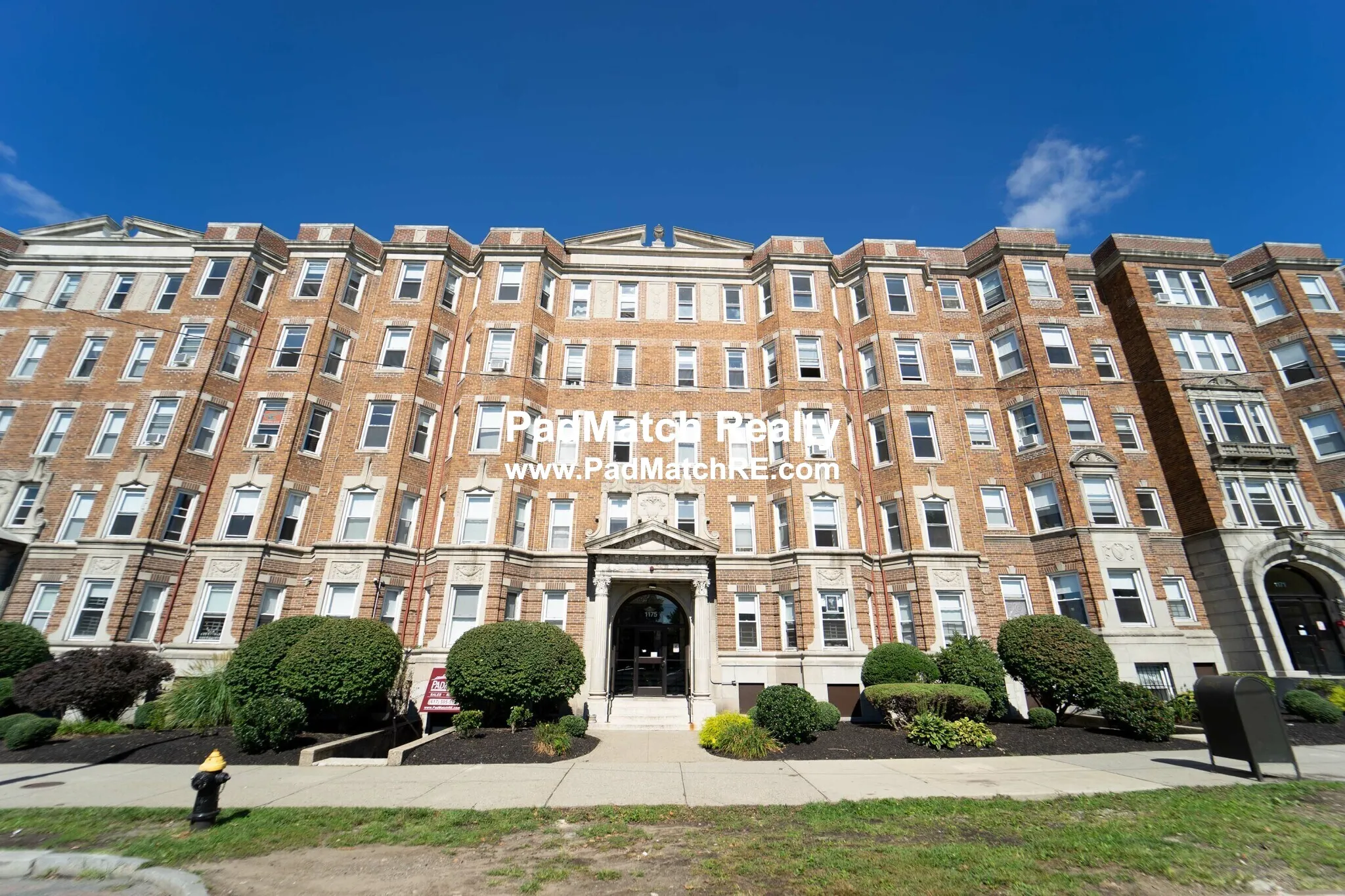 1175 Boylston St, Fenway