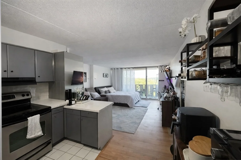 200 Swanton St, Winchester