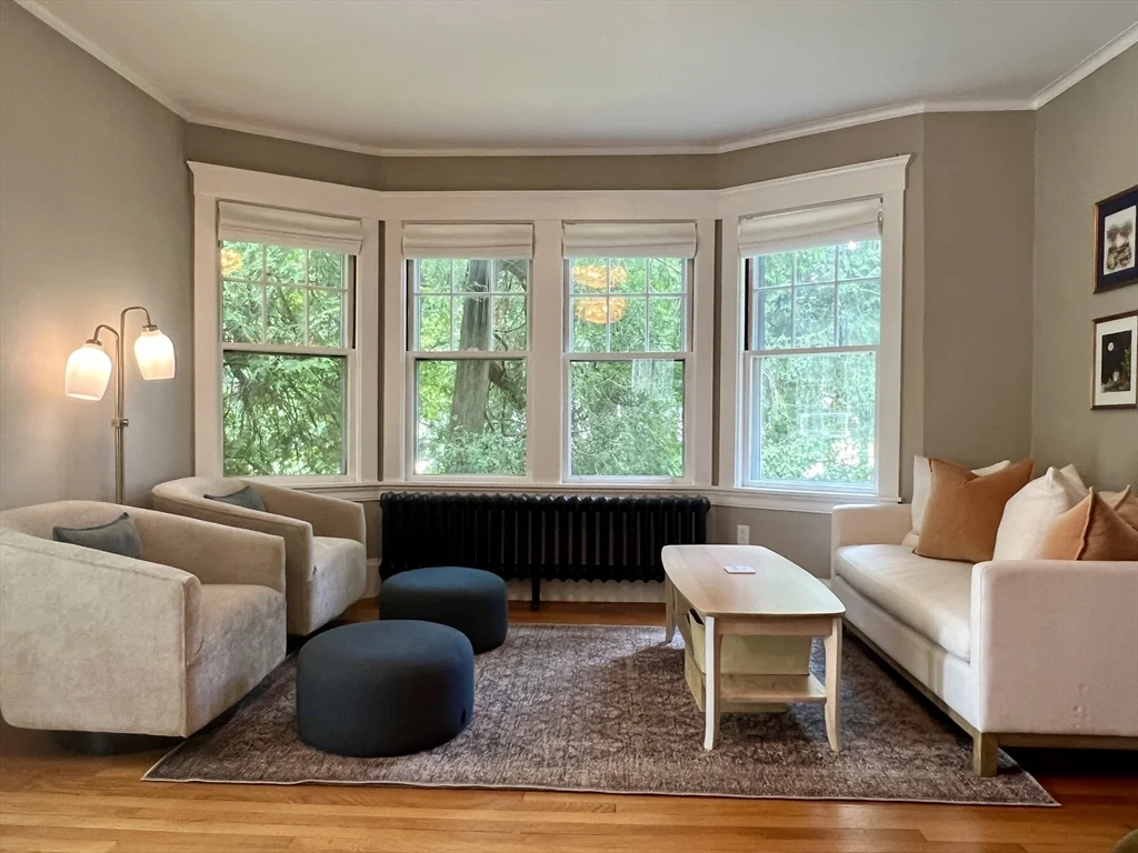 211 Forest St, Winchester