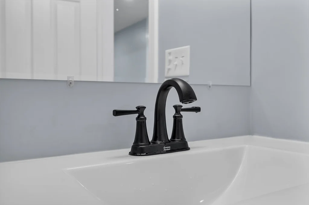 160 Chatham, Providence