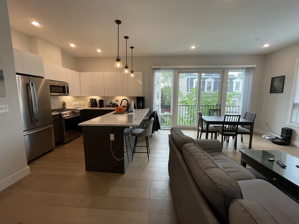 33 Ward St, South Boston