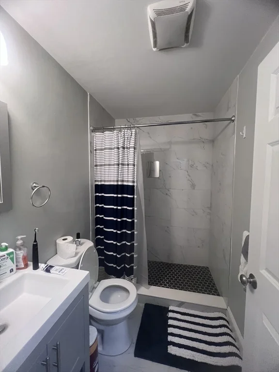 247 L St, South Boston