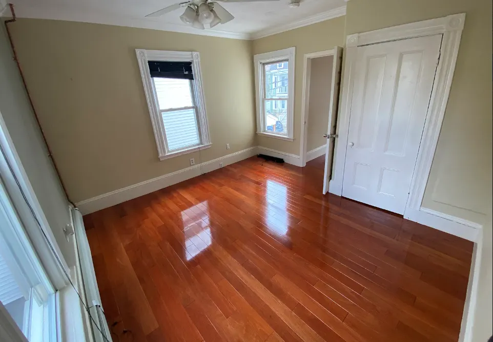 67 Flint St, East Somerville