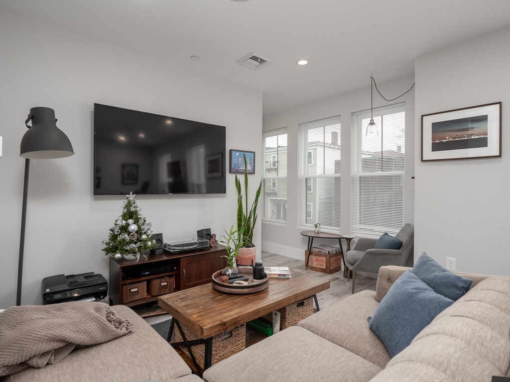 45 L St, South Boston