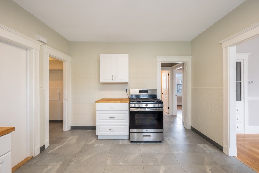 48 Belden St, Dorchester