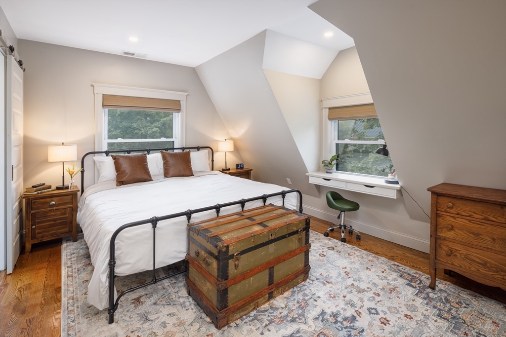 44 Winslow Rd, Brookline